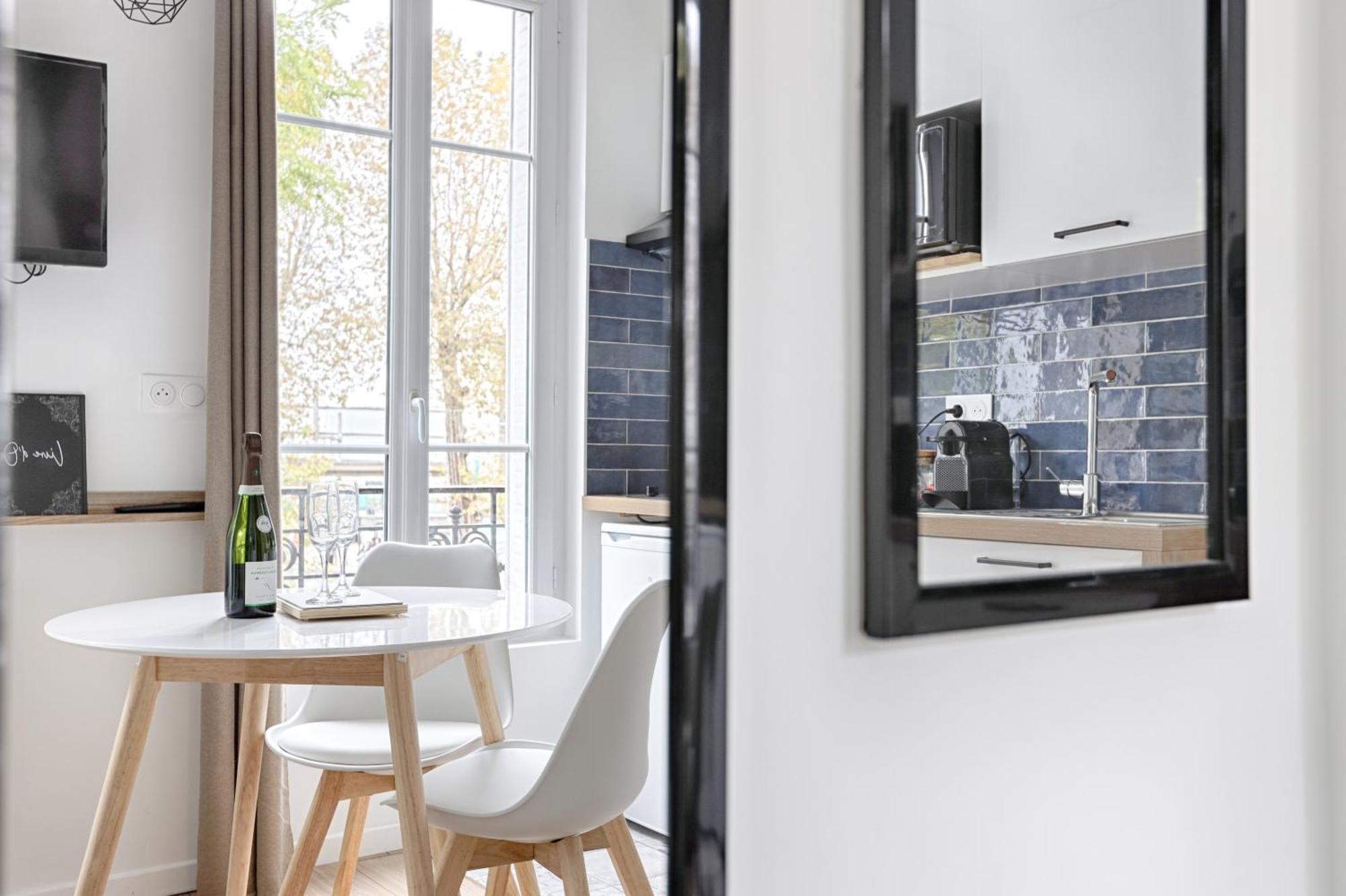 Studio Cosy Face Gare Rer A Sucy-en-Brie Exterior photo