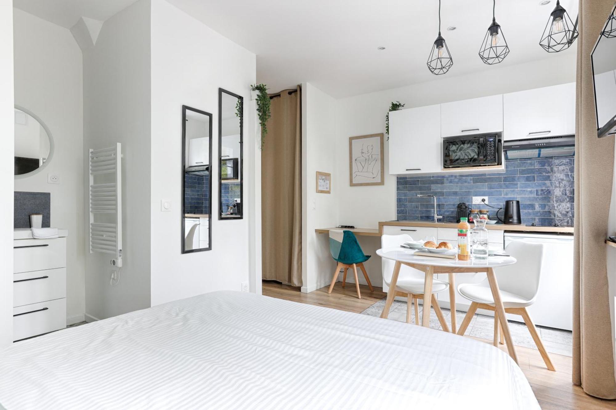 Studio Cosy Face Gare Rer A Sucy-en-Brie Exterior photo